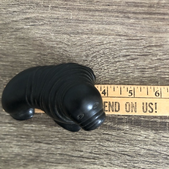 Vtg Boma Canada Black Walrus Figurine - Picture 10 of 12